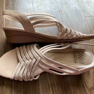 IMPO - ROSIE HEELED SANDLE ***NEVER WORN***